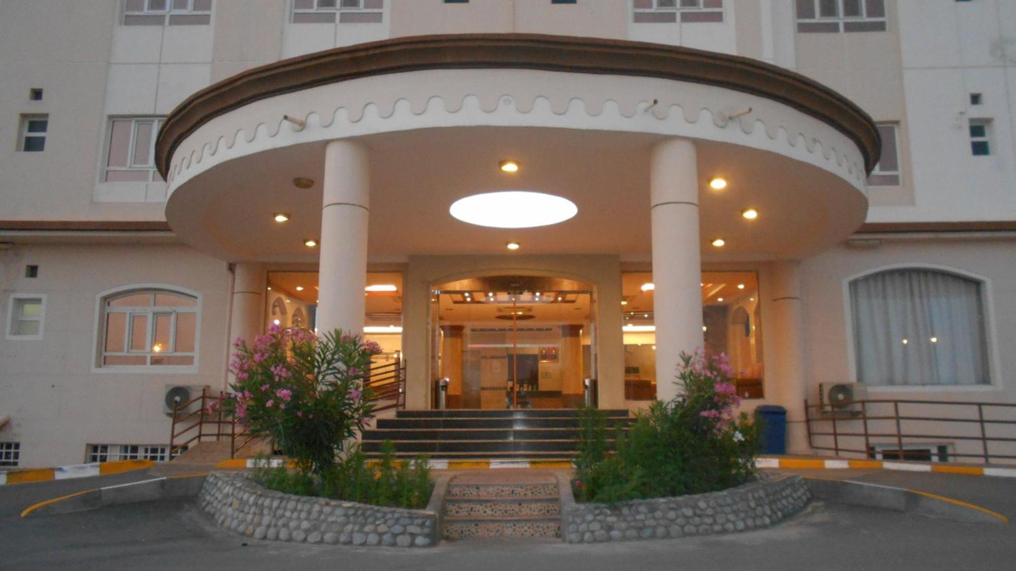 Nizwa Hotel Apartments Ngoại thất bức ảnh
