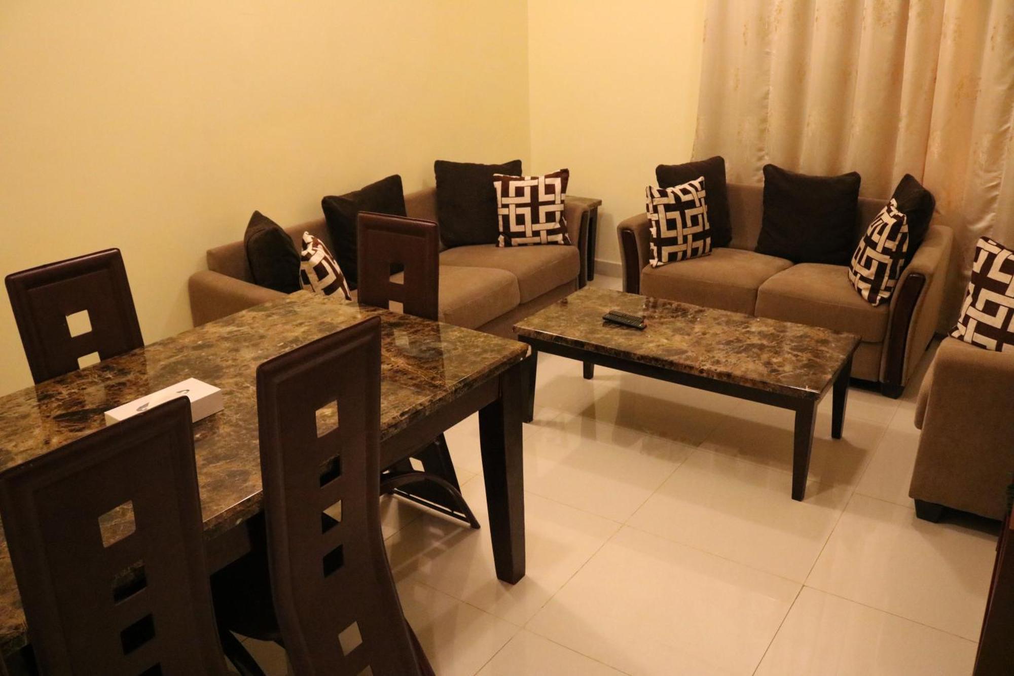 Nizwa Hotel Apartments Ngoại thất bức ảnh